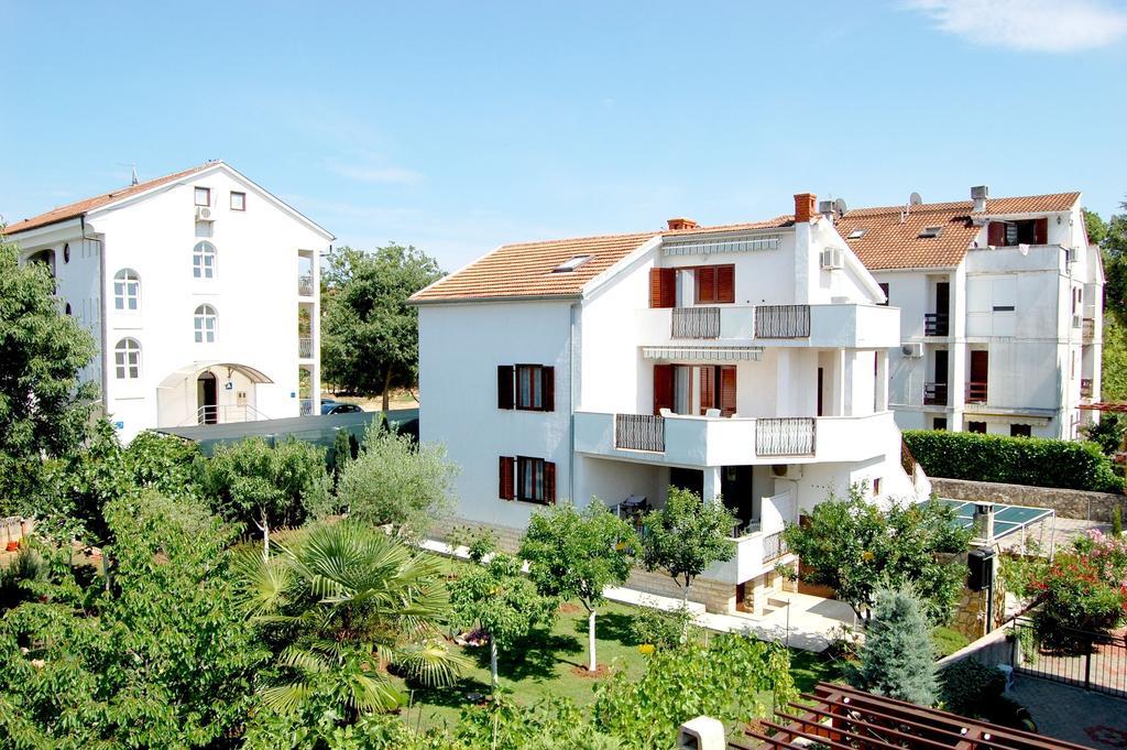 Apartments Klic Malinska Kültér fotó