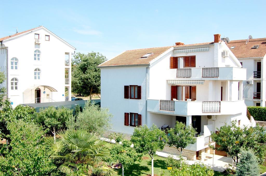 Apartments Klic Malinska Kültér fotó