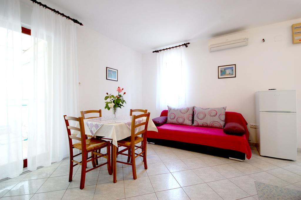 Apartments Klic Malinska Kültér fotó