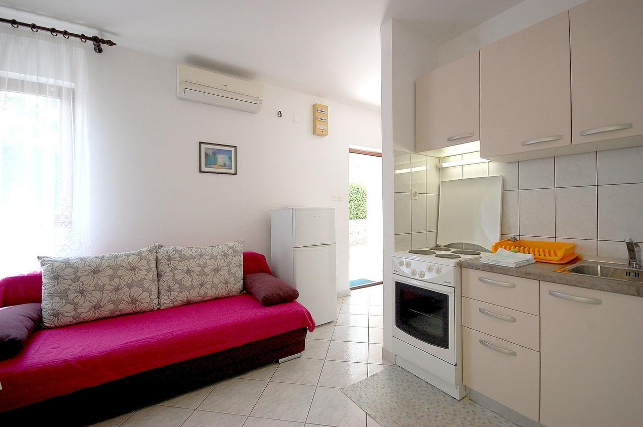 Apartments Klic Malinska Kültér fotó